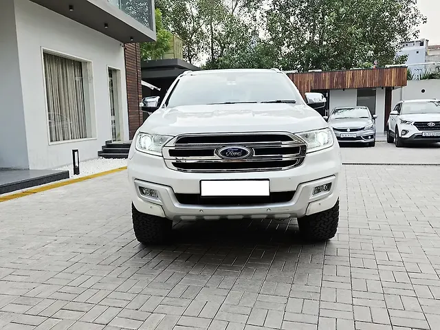 Used 2017 Ford Endeavour in Delhi