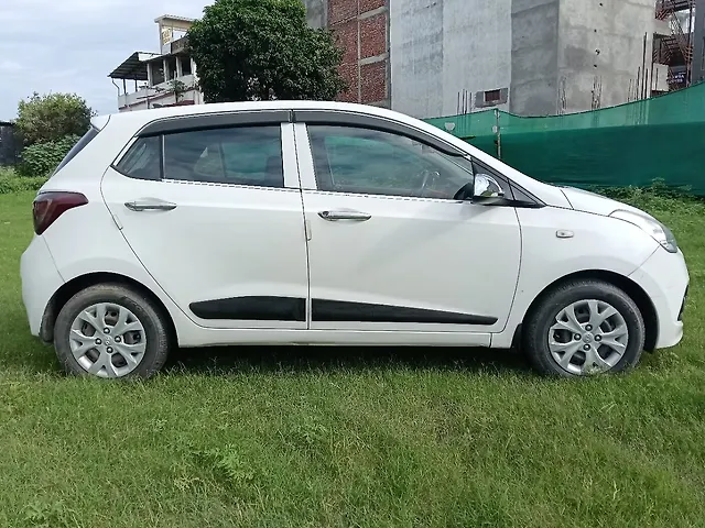 Used Hyundai Grand i10 [2013-2017] Magna 1.2 Kappa VTVT [2013-2016] in Dehradun