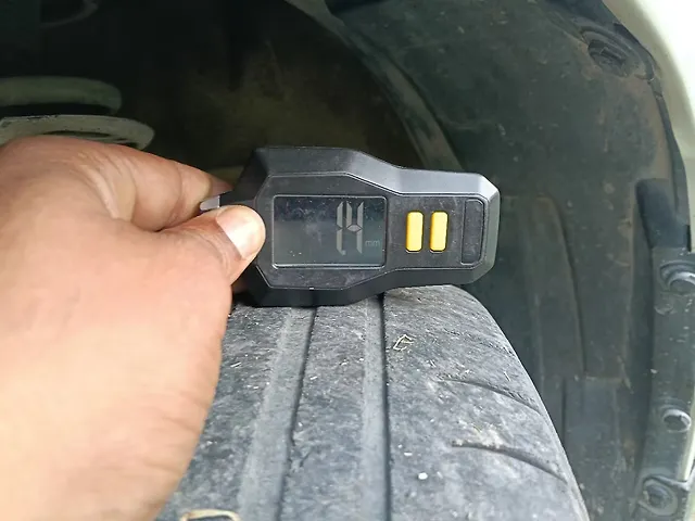 Used Maruti Suzuki Swift [2011-2014] VXi in Dehradun