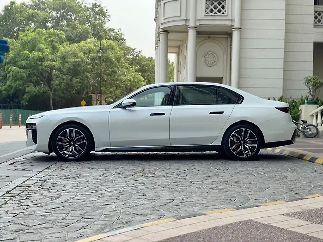 Used BMW 7 Series 740i M Sport in Delhi