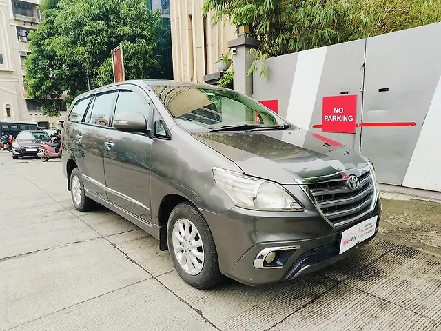 Used 2014 Toyota Innova in Mumbai