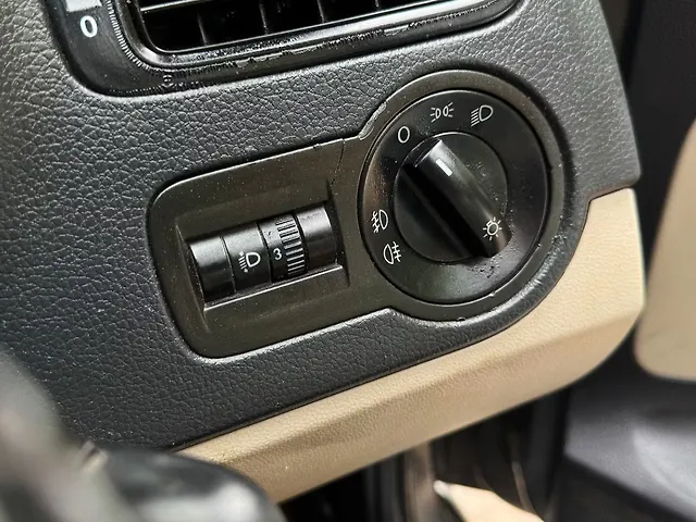 Used Volkswagen Polo [2012-2014] Comfortline 1.2L (P) in Delhi