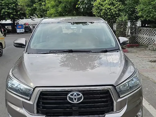 Used 2022 Toyota Innova Crysta in Lucknow