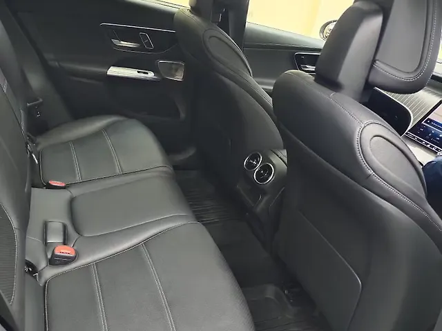 Used Mercedes-Benz GLC 300 4MATIC in Delhi