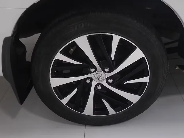 Used Toyota Innova Crysta [2016-2020] 2.4 ZX 7 STR [2016-2020] in Hyderabad