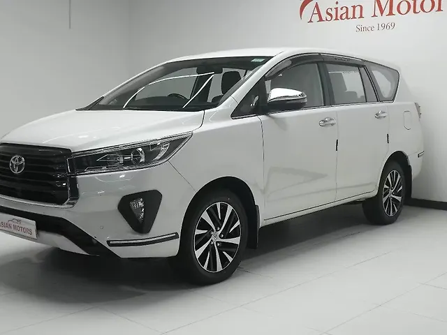 Used Toyota Innova Crysta [2016-2020] 2.4 ZX 7 STR [2016-2020] in Hyderabad