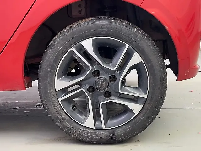 Used Tata Tiago [2016-2020] Revotron XZ Plus in Kolkata