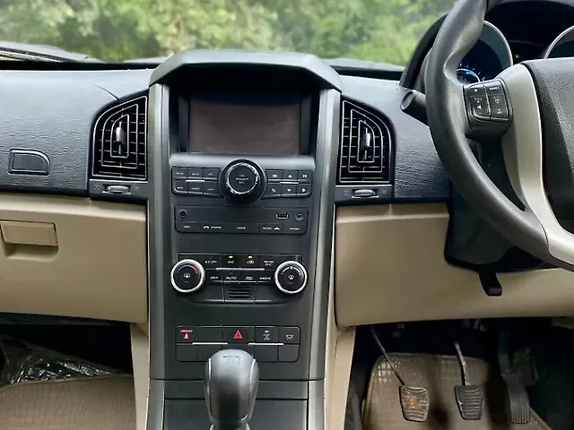 Used Mahindra XUV500 [2015-2018] W6 in Delhi