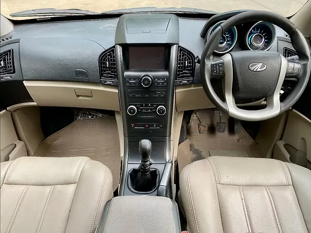 Used Mahindra XUV500 [2015-2018] W6 in Delhi