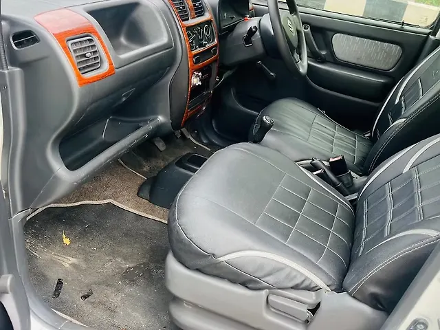 Used Maruti Suzuki Wagon R 1.0 [2010-2013] LXi in Kanpur