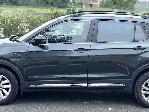 Used Volkswagen Taigun Highline 1.0 TSI MT in Delhi