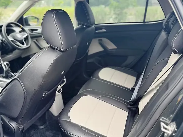 Used Volkswagen Taigun Highline 1.0 TSI MT in Delhi