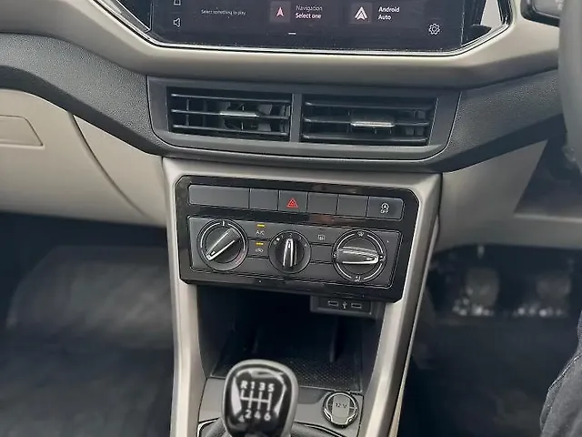 Used Volkswagen Taigun Highline 1.0 TSI MT in Delhi