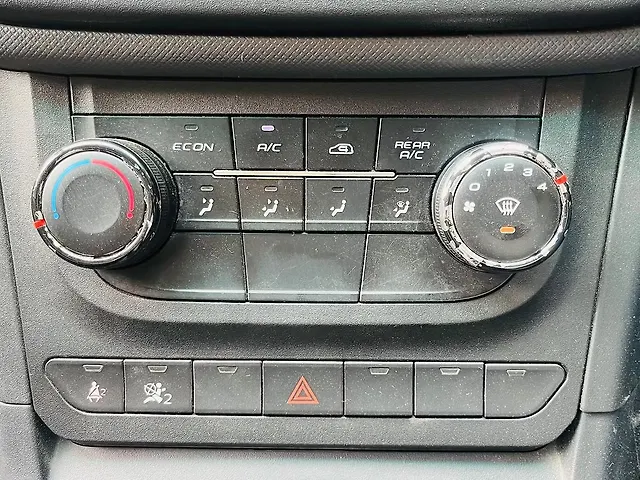 Used Mahindra Marazzo [2018-2020] M2 7 STR in Kanpur
