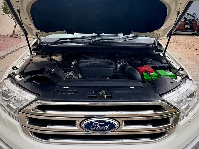 Used Ford Endeavour [2016-2019] Titanium 3.2 4x4 AT in Gurgaon