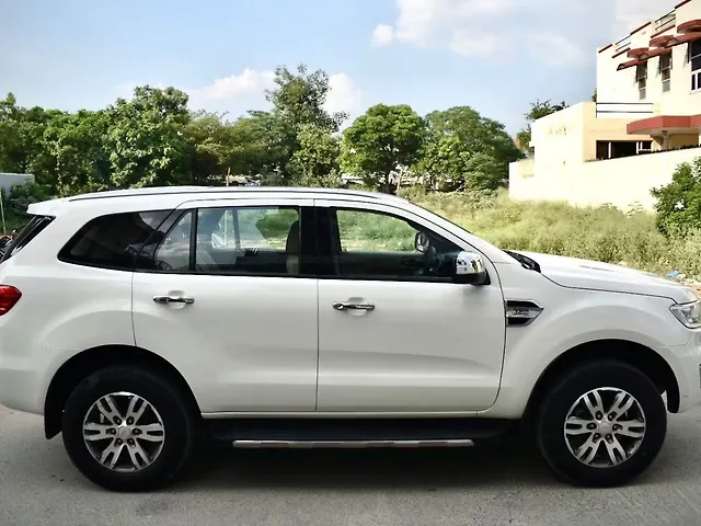 Used Ford Endeavour [2016-2019] Titanium 3.2 4x4 AT in Gurgaon