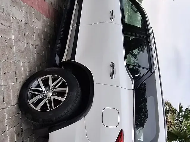 Used Toyota Fortuner [2016-2021] 2.8 4x2 AT [2016-2020] in Lucknow