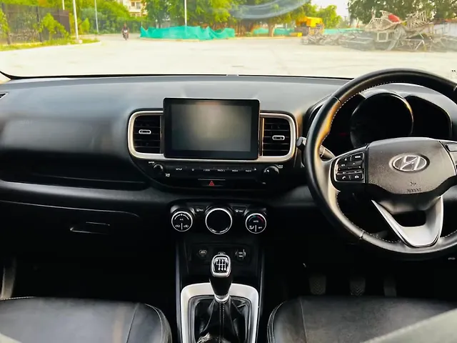 Used Hyundai Venue SX 1.5 Diesel in Lucknow