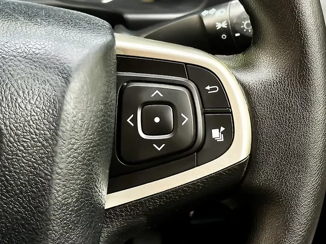 Used Toyota Innova Crysta [2016-2020] 2.8 GX AT 7 STR [2016-2020] in Delhi