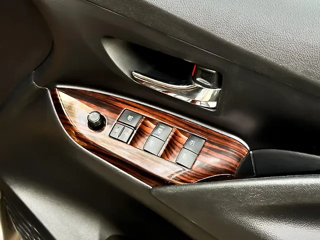 Used Toyota Innova Crysta [2016-2020] 2.8 GX AT 7 STR [2016-2020] in Delhi