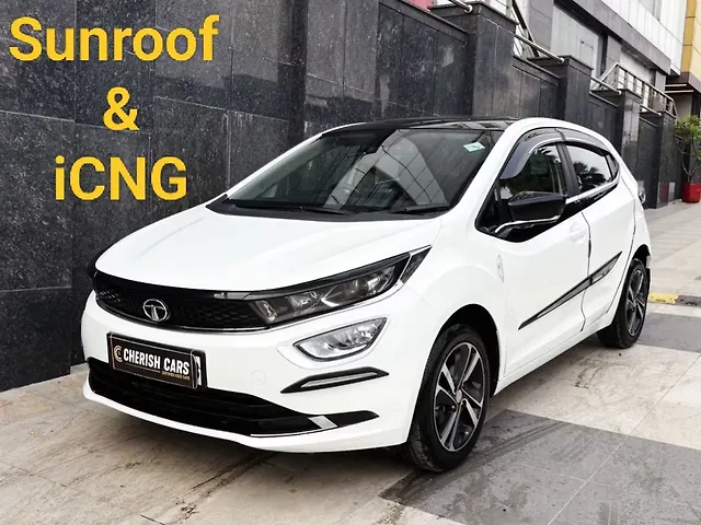 Used 2023 Tata Altroz in Delhi
