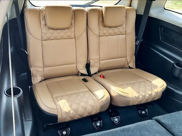 Used Mahindra XUV500 W11 AT in Delhi