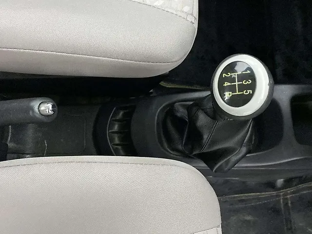 Used Maruti Suzuki Wagon R 1.0 [2014-2019] VXI in Ahmedabad