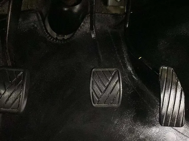 Used Maruti Suzuki Wagon R 1.0 [2014-2019] VXI in Ahmedabad