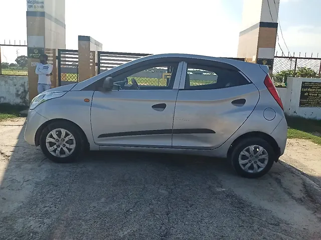 Used Hyundai Eon Magna + in Kanpur