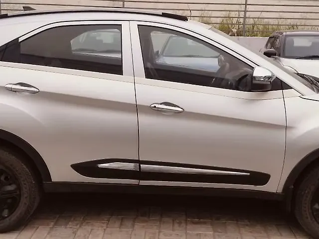 Used Tata Nexon [2017-2020] XMA Petrol in Delhi