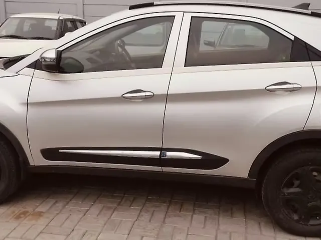Used Tata Nexon [2017-2020] XMA Petrol in Delhi