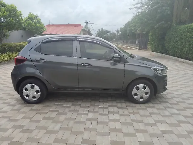 Used Tata Tiago XT CNG [2022-2023] in Sangli