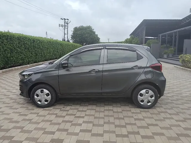 Used Tata Tiago XT CNG [2022-2023] in Sangli