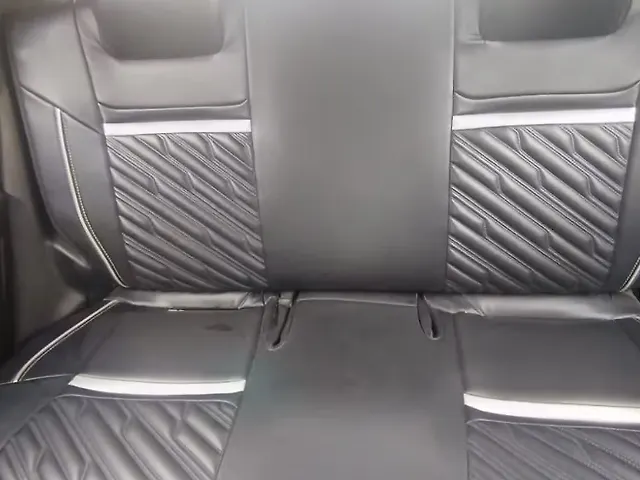 Used Maruti Suzuki Swift [2021-2024] LXi [2021-2023] in Lucknow