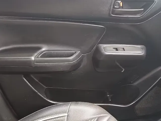 Used Maruti Suzuki Swift [2021-2024] LXi [2021-2023] in Lucknow