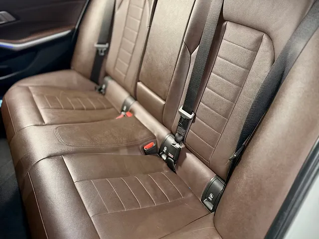 Used BMW 3 Series 320d Luxury Edition in Delhi
