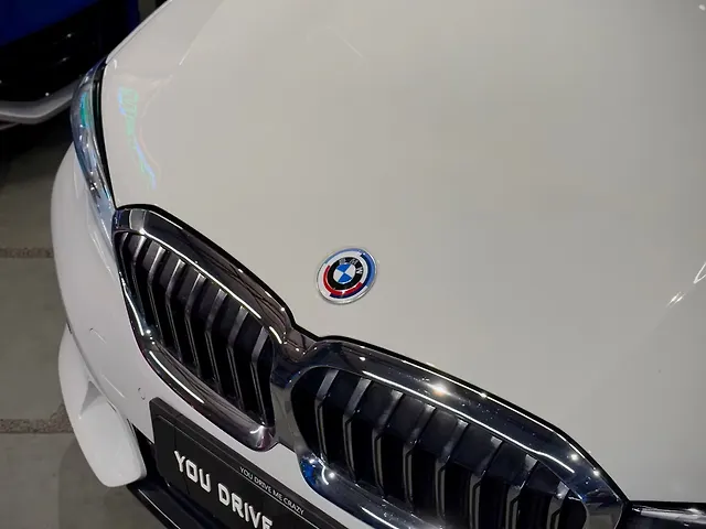 Used BMW 3 Series 320d Luxury Edition in Delhi