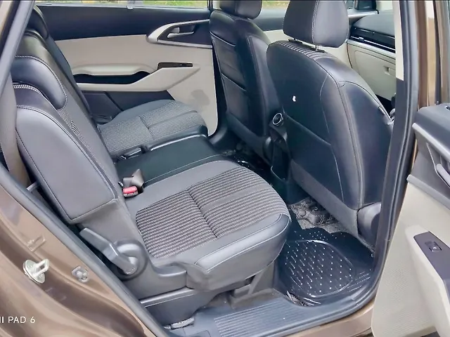 Used Kia Carens [2022-2023] Prestige Plus 1.4 Petrol MT 7 STR in Delhi