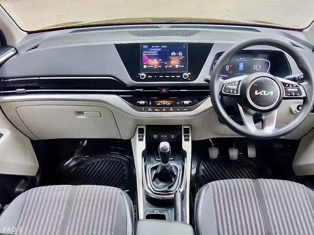Used Kia Carens [2022-2023] Prestige Plus 1.4 Petrol MT 7 STR in Delhi