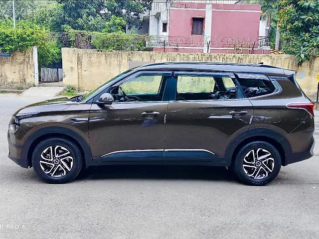 Used Kia Carens [2022-2023] Prestige Plus 1.4 Petrol MT 7 STR in Delhi