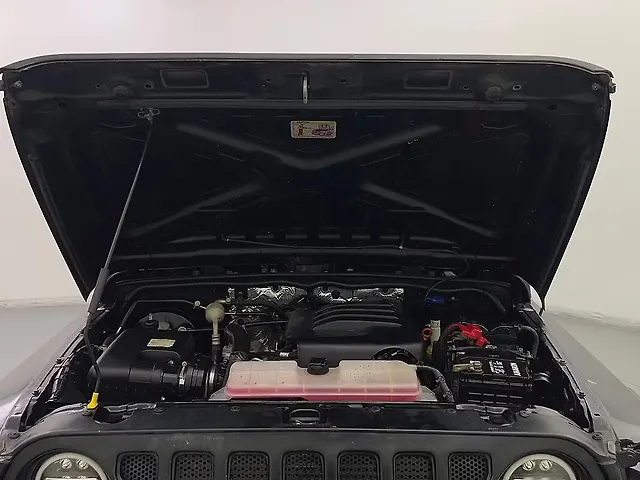 Used Mahindra Thar LX Hard Top Petrol AT in Ghaziabad