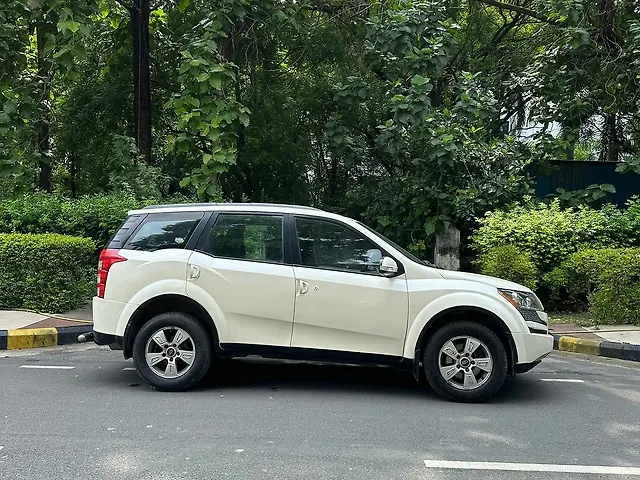 Used Mahindra XUV500 [2011-2015] W8 2013 in Kanpur