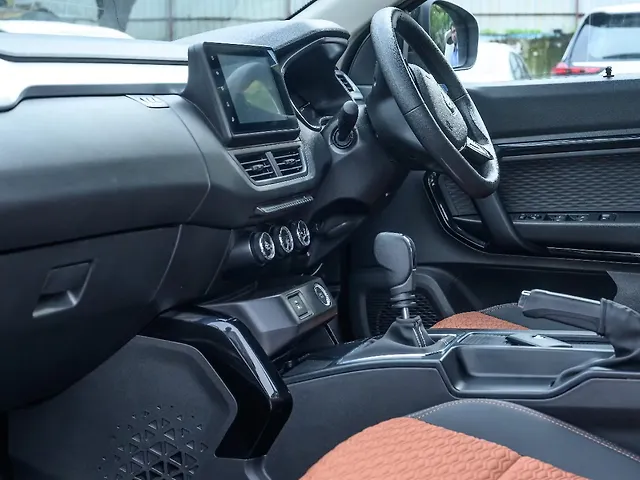 Used Renault Kiger RXT(O) AMT [2024-2025] in Mumbai