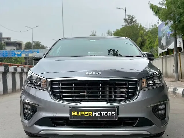 Used 2022 Kia Carnival in Delhi