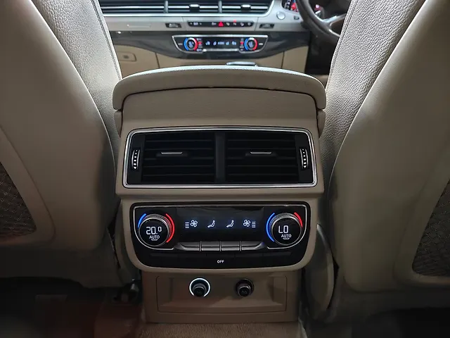 Used Audi Q7 [2015-2020] 45 TDI Technology Pack in Ahmedabad