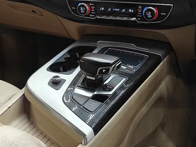 Used Audi Q7 [2015-2020] 45 TDI Technology Pack in Bangalore