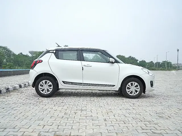 Used Maruti Suzuki Swift [2021-2024] VXi AMT in Jalandhar