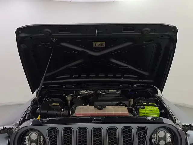 Used Mahindra Thar LX Hard Top Petrol AT in Ghaziabad