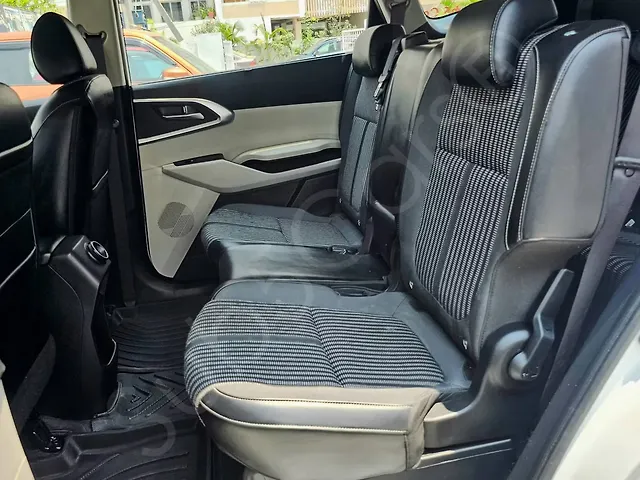 Used Kia Carens [2022-2023] Prestige Plus 1.4 Petrol DCT 7 STR in Hyderabad