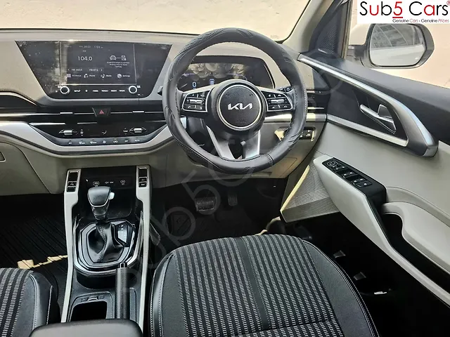 Used Kia Carens [2022-2023] Prestige Plus 1.4 Petrol DCT 7 STR in Hyderabad